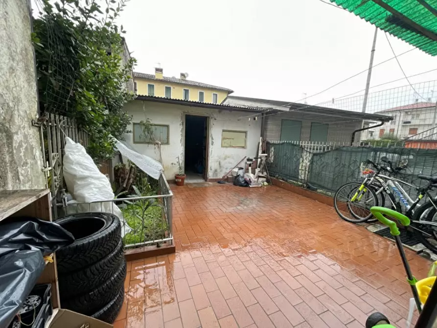 Immagine 11 di Villetta a schiera in vendita  in Via Tavernelle a Altavilla Vicentina