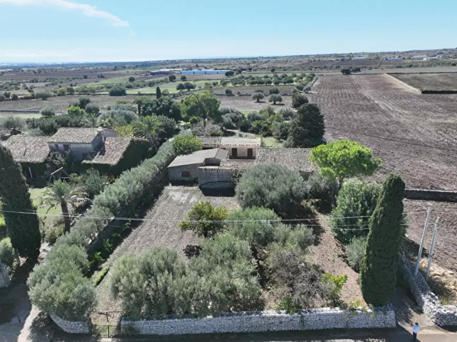 Immagine 55 di Rustico / casale in vendita  a Modica