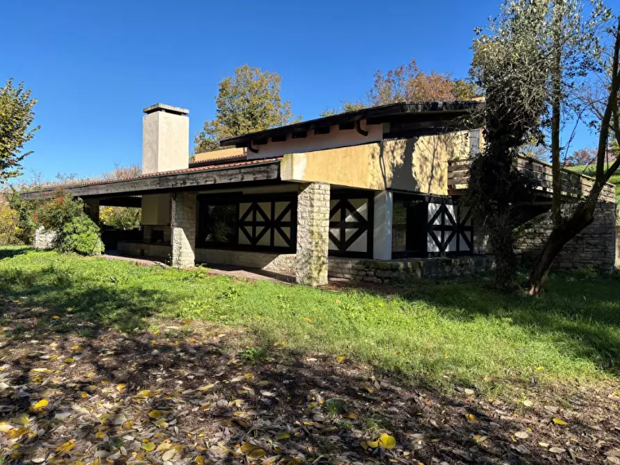 Immagine 1 di Villa in vendita  in Via Anconetta a Lozzo Atestino