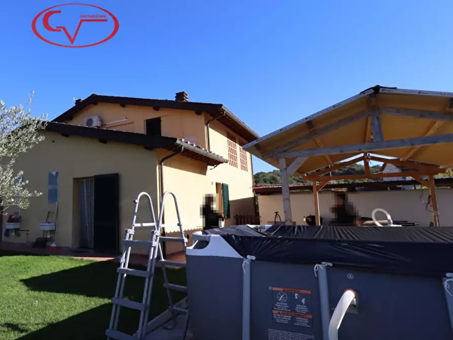 Immagine 30 di Villetta a schiera in vendita  in Via Diga a Cavriglia