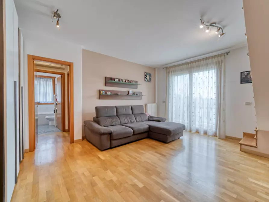 Immagine 3 di Appartamento in vendita  in Via Colli Euganei a Saccolongo