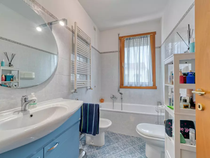 Immagine 12 di Appartamento in vendita  in Via Colli Euganei a Saccolongo