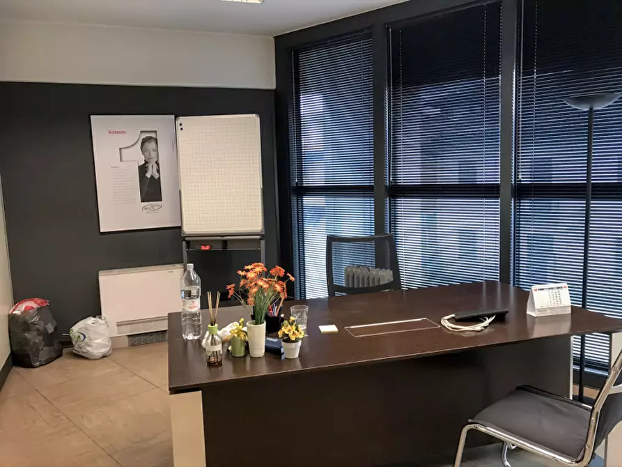 Immagine 4 di Ufficio in affitto  in Viale dell'industria a Vicenza