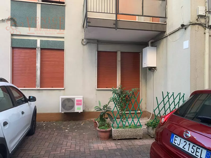 Immagine 10 di Appartamento in vendita  a Venezia