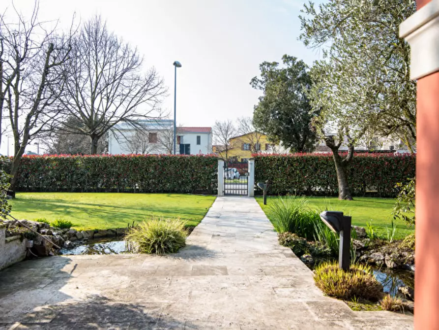 Immagine 33 di Villa in vendita  in Via San Gregorio Barbarigo a Albignasego