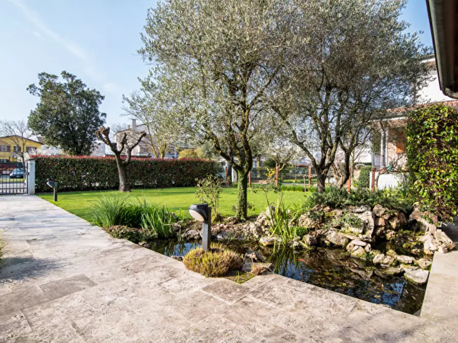 Immagine 34 di Villa in vendita  in Via San Gregorio Barbarigo a Albignasego