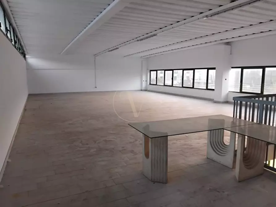 Immagine 7 di Laboratorio in affitto  in Via IV Novembre a Zugliano