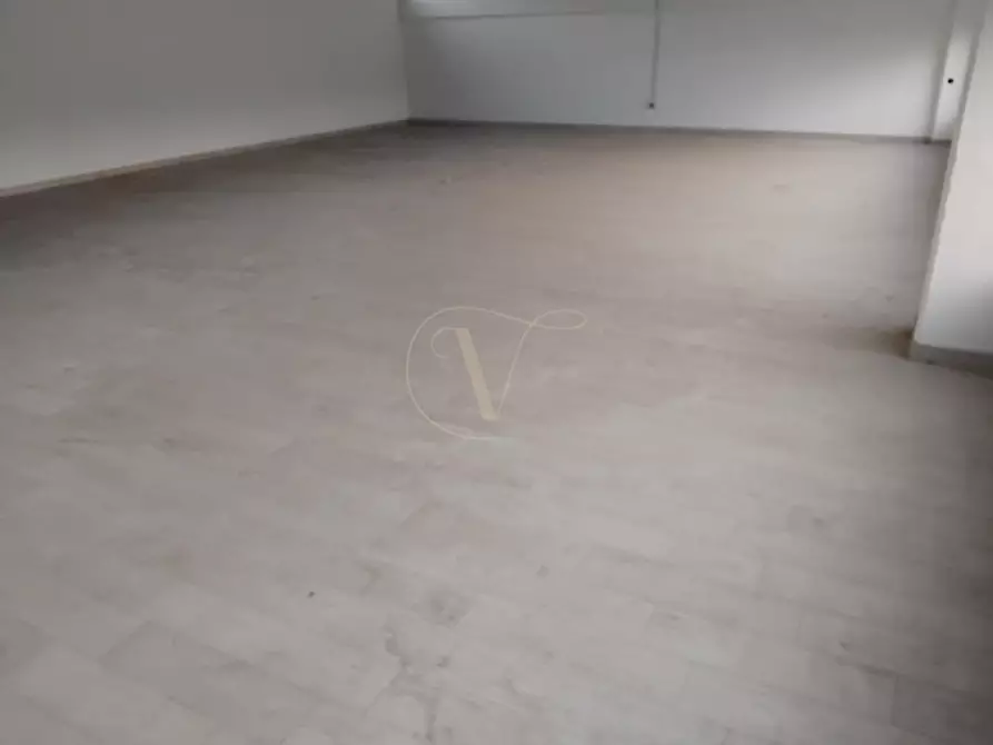 Immagine 9 di Laboratorio in affitto  in Via IV Novembre a Zugliano