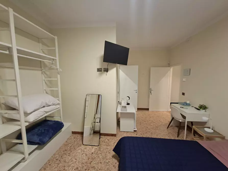 Immagine 19 di Villa in vendita  in Via argine sinistro novissimo a Mira