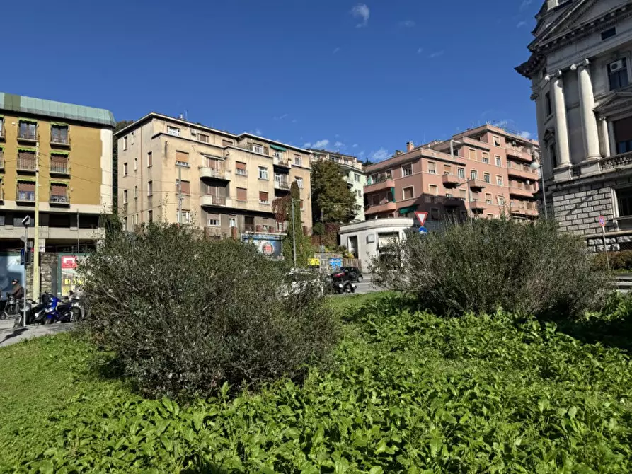 Immagine 1 di Appartamento in vendita  in VIA DI ROMAGNA 32 a Trieste