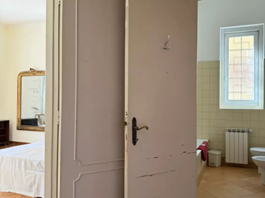 Immagine 18 di Appartamento in vendita  in VIA DI ROMAGNA 32 a Trieste