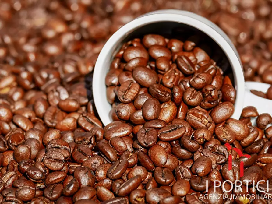 Immagine 2 di Attività commerciale in vendita  in Via Alcide De Gasperi a Noale