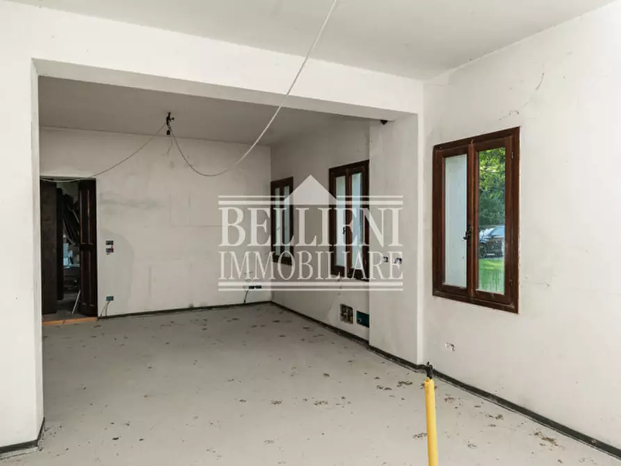 Immagine 4 di Rustico / casale in vendita  in Stradone dei Nicolosi a Vicenza