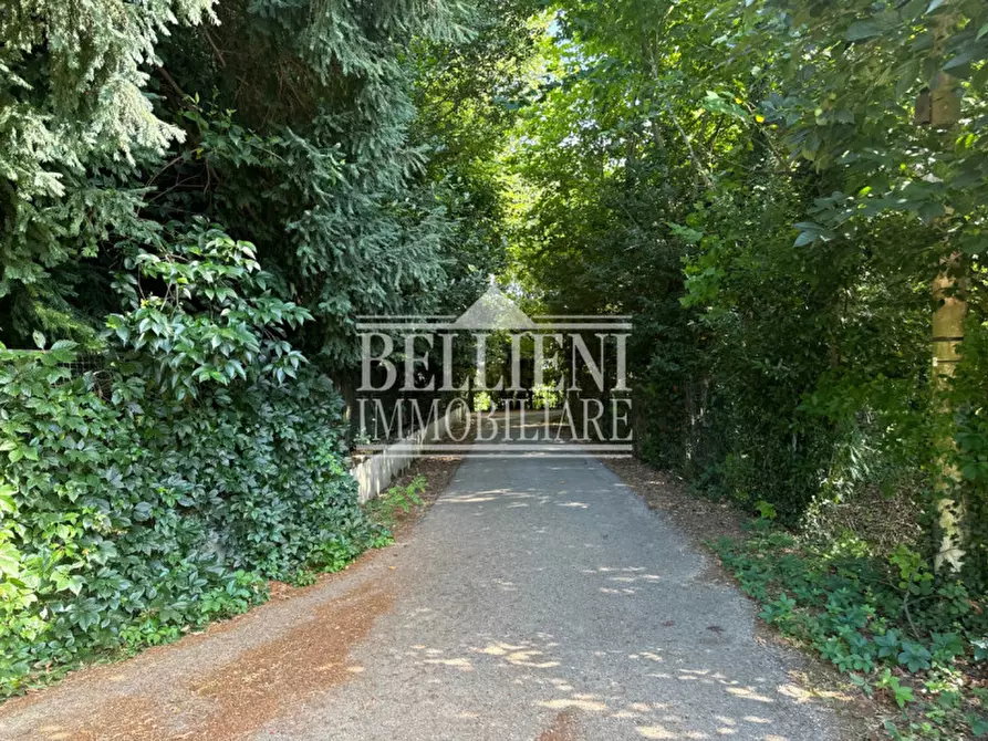 Immagine 8 di Rustico / casale in vendita  in Stradone dei Nicolosi a Vicenza