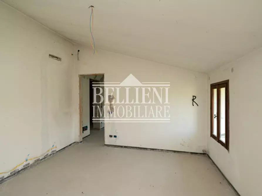 Immagine 13 di Rustico / casale in vendita  in Stradone dei Nicolosi a Vicenza