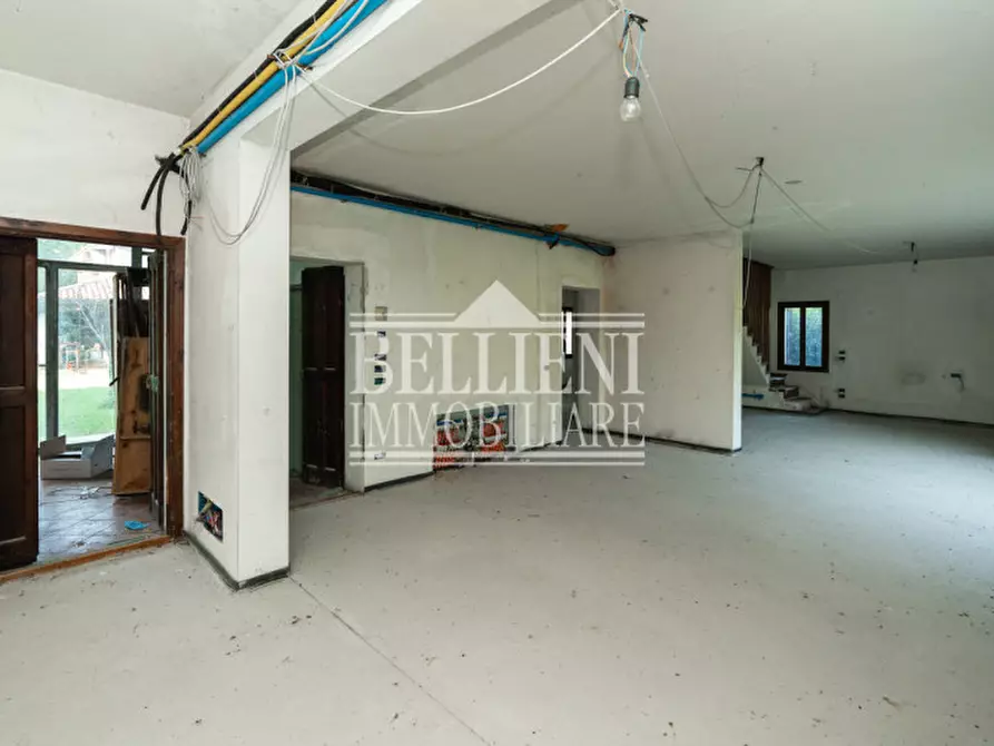 Immagine 6 di Rustico / casale in vendita  in Stradone dei Nicolosi a Vicenza