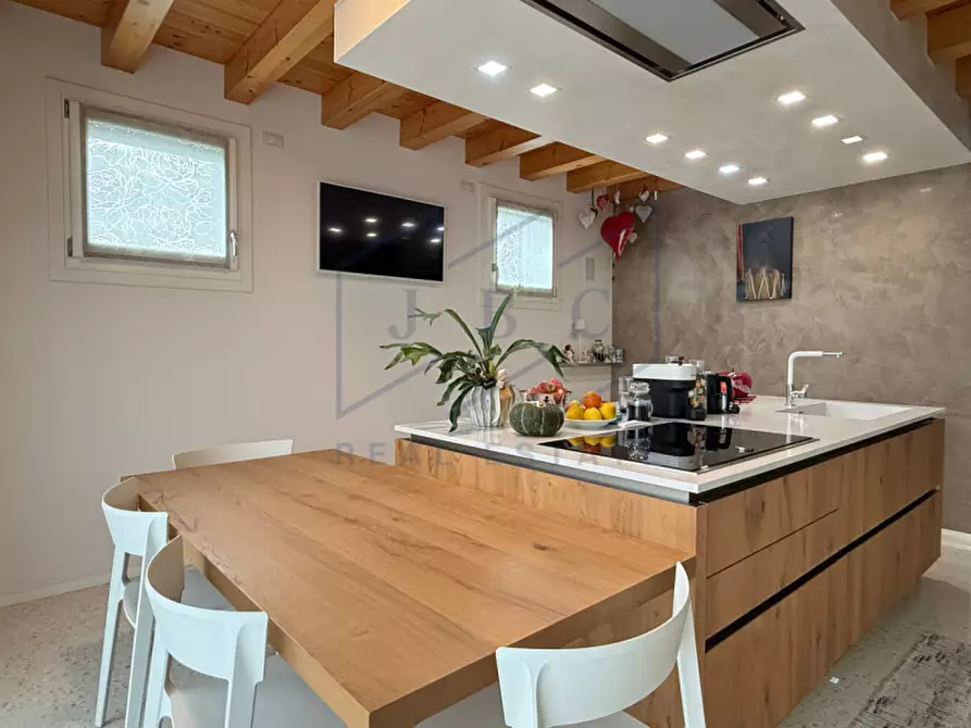 Immagine 3 di Casa bifamiliare in vendita  in Via friuli a Oderzo