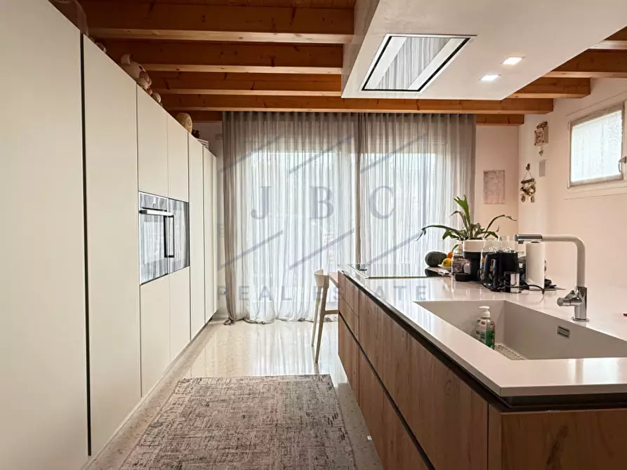 Immagine 4 di Casa bifamiliare in vendita  in Via friuli a Oderzo