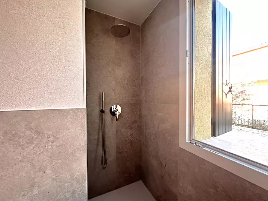 Immagine 27 di Villetta a schiera in vendita  in lungargine brusegana 3 a Padova