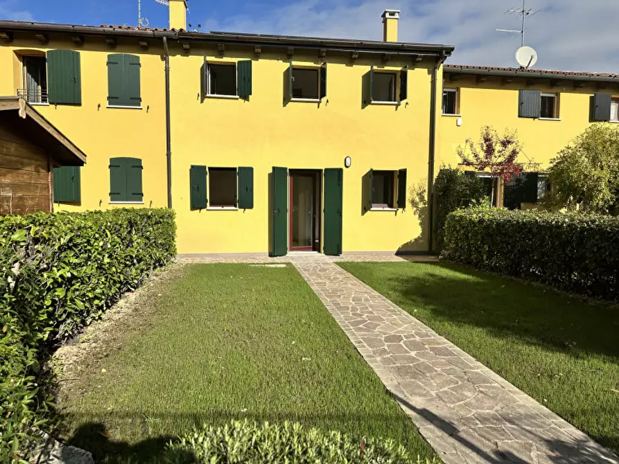 Immagine 39 di Villetta a schiera in vendita  in lungargine brusegana 3 a Padova
