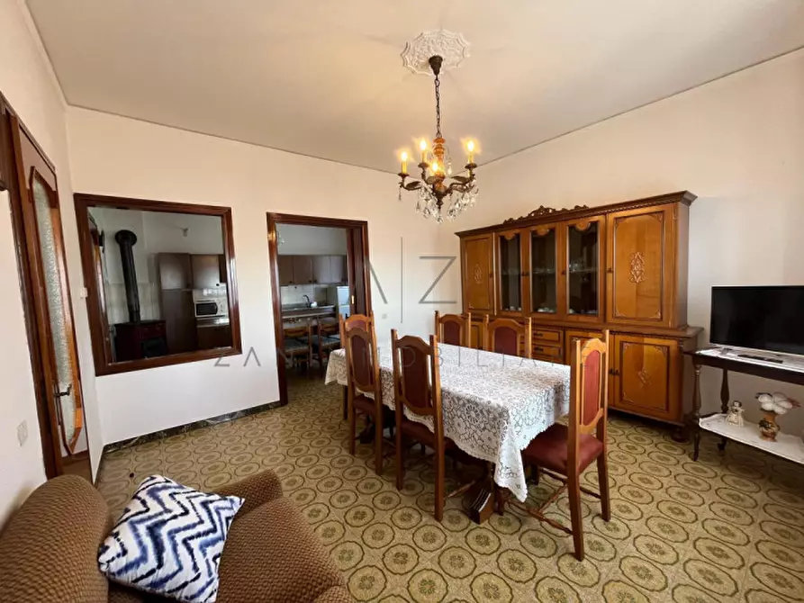 Immagine 3 di Casa indipendente in vendita  in Via Scuole a Castelfranco Veneto