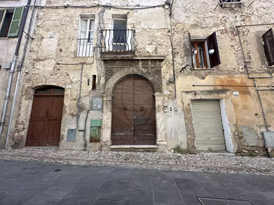 Immagine 1 di Appartamento in vendita  in CORSO DEI GARIBALDINI n. 74 a Terni