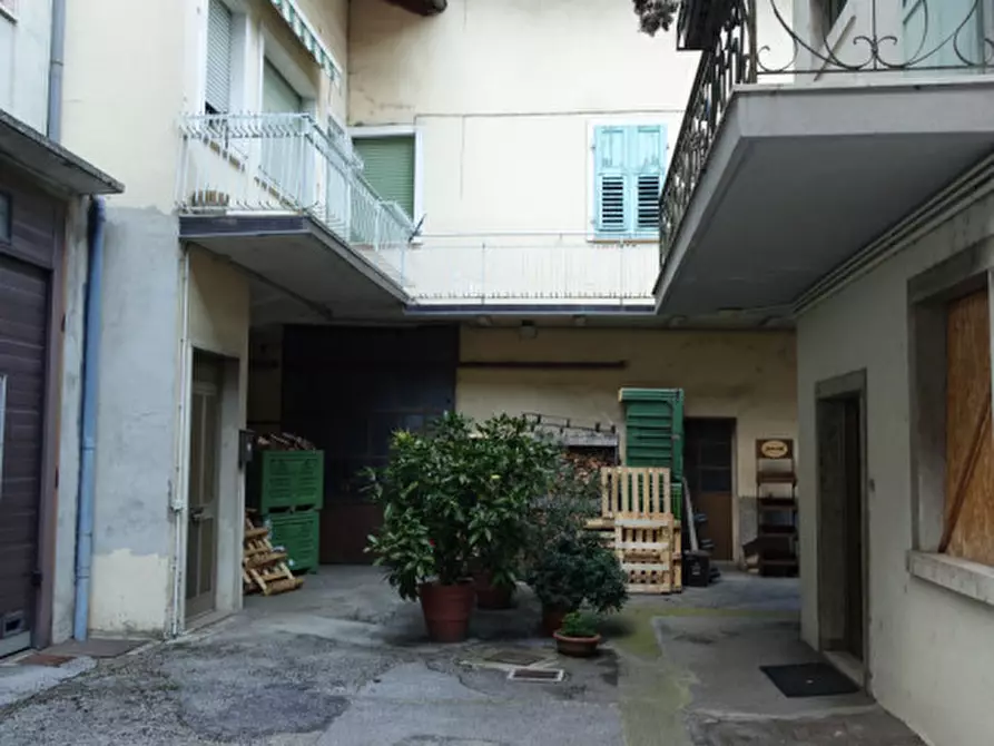 Immagine 2 di Casa indipendente in vendita  in Mezzolombardo, via Cavalleggeri Udine a Mezzolombardo