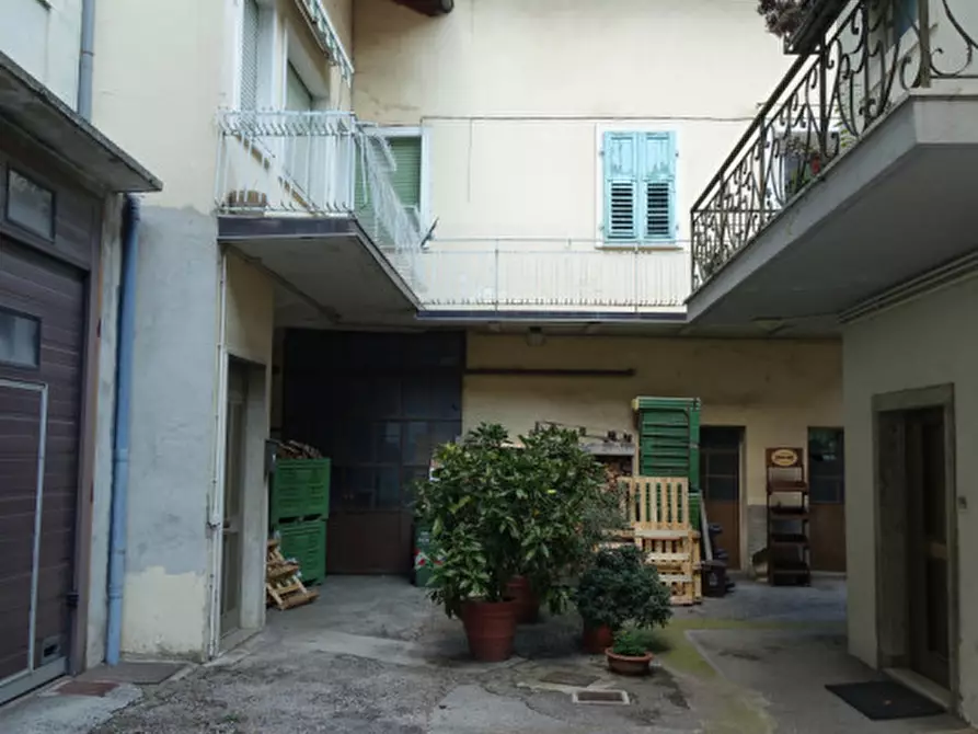 Immagine 6 di Casa indipendente in vendita  in Mezzolombardo, via Cavalleggeri Udine a Mezzolombardo