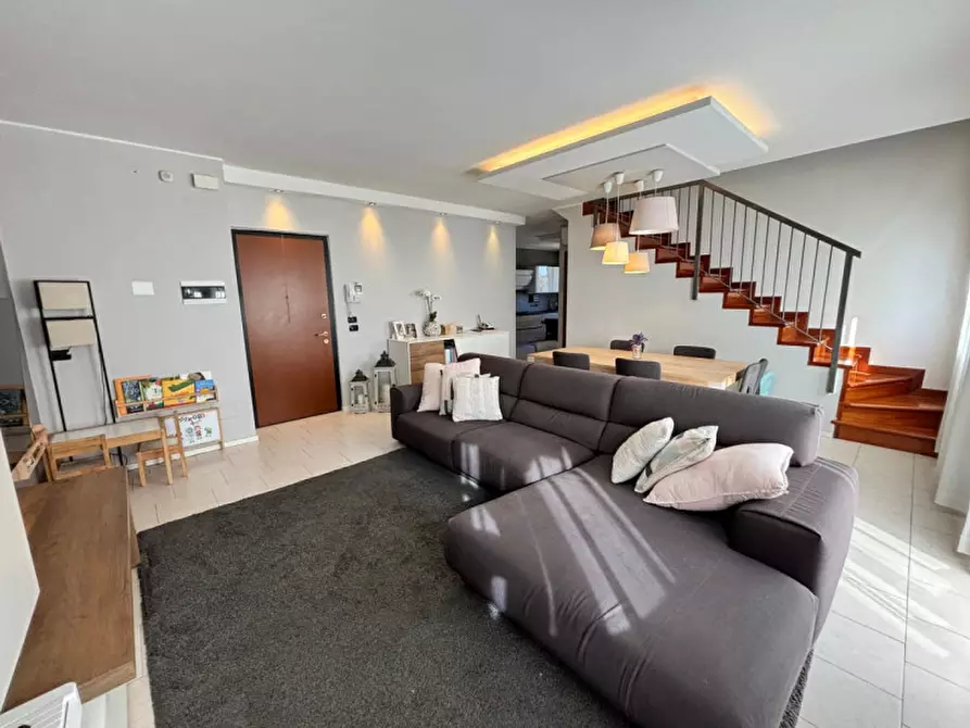 Immagine 1 di Appartamento in vendita  in Via Giorgio Morandi, 3 a Caldiero