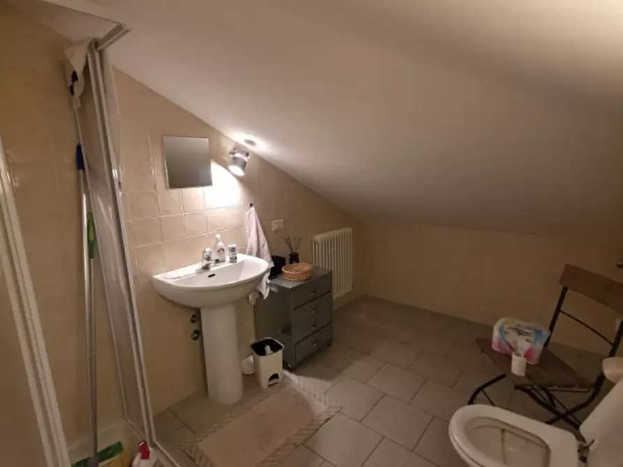 Immagine 25 di Attività commerciale in vendita  in Viale Circonvallazione a Riccione