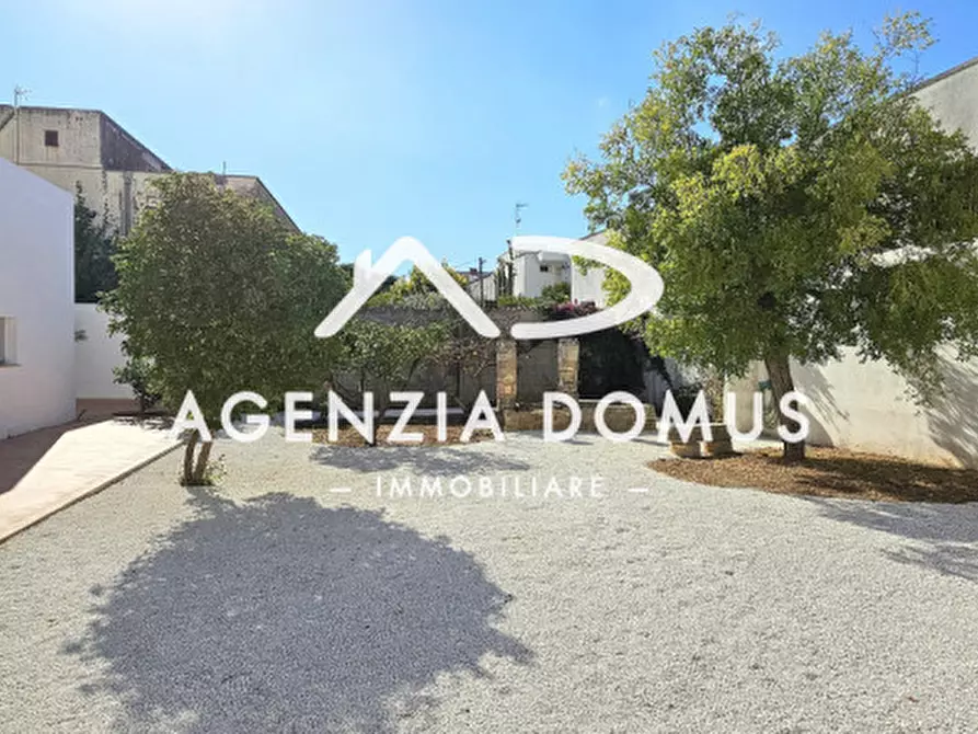 Immagine 2 di Casa indipendente in vendita  in VIA PISANELLI a Racale