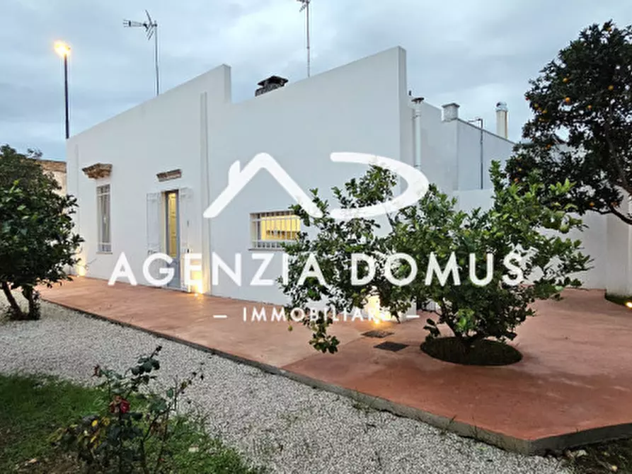 Immagine 31 di Casa indipendente in vendita  in VIA PISANELLI a Racale