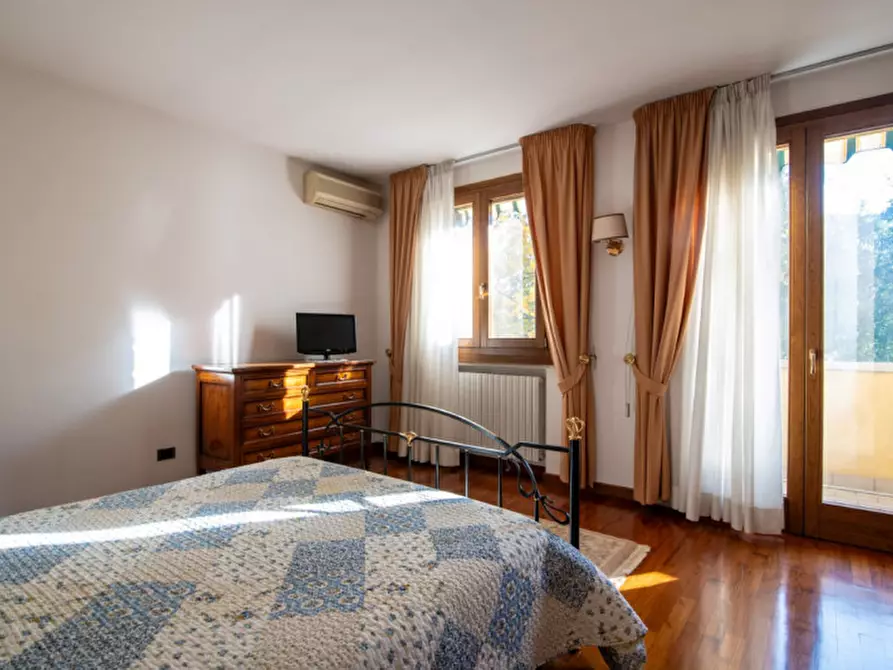 Immagine 24 di Villa in vendita  in Via Monte Solone a Torreglia