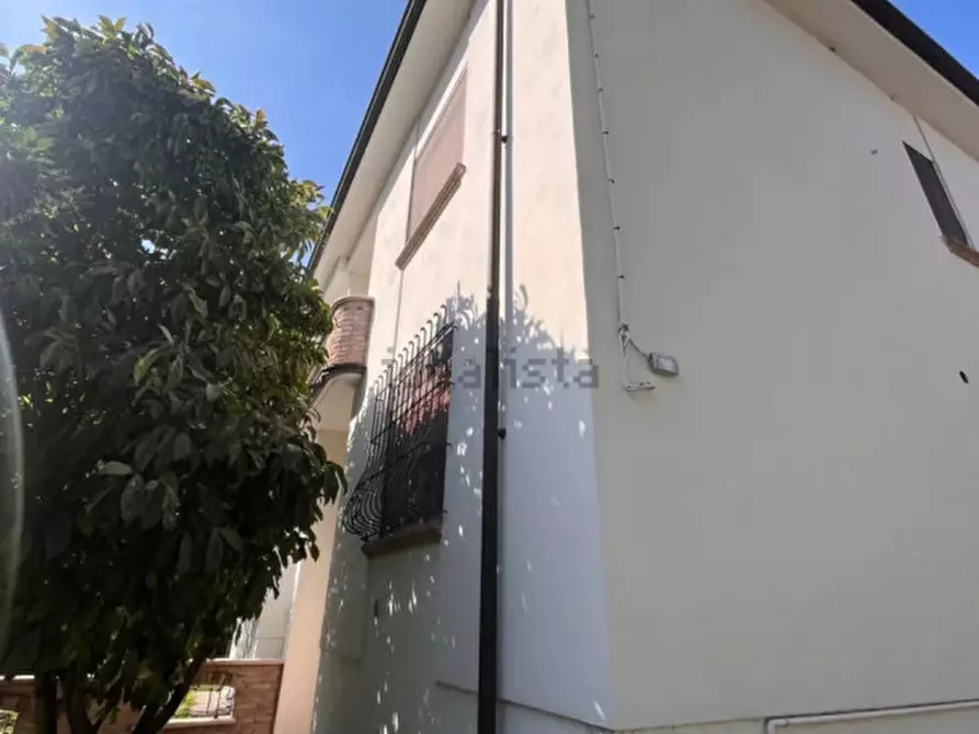 Immagine 19 di Casa bifamiliare in vendita  a Suzzara