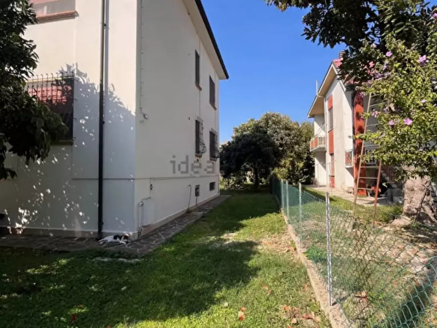 Immagine 20 di Casa bifamiliare in vendita  a Suzzara