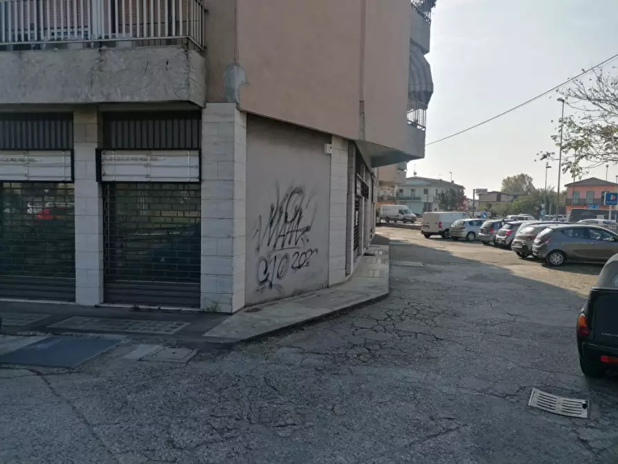 Immagine 4 di Negozio in affitto  in Via Enrico Fermi n1 a Gussago