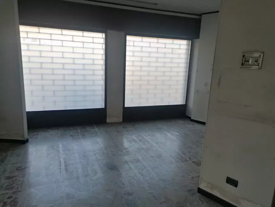 Immagine 5 di Negozio in affitto  in Via Enrico Fermi n1 a Gussago