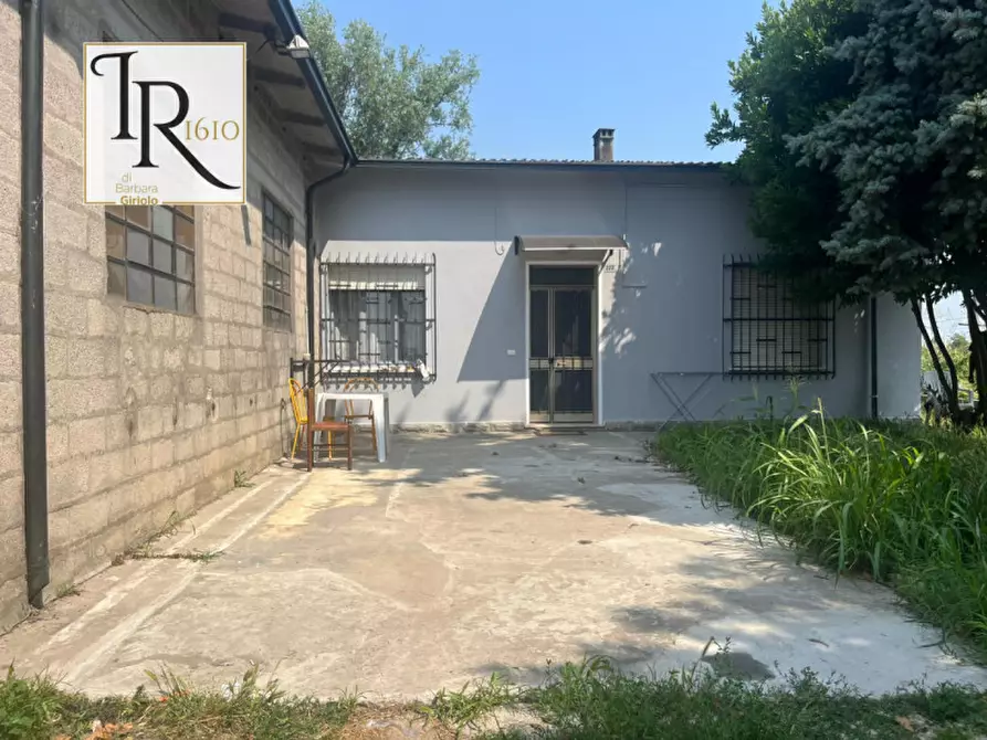 Immagine 1 di Casa indipendente in vendita  a Trecenta