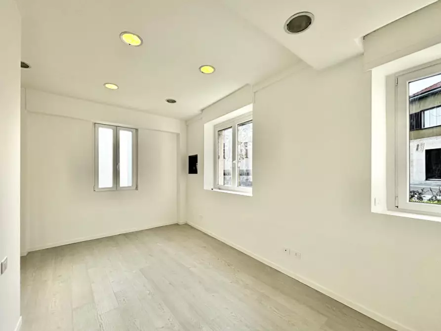 Immagine 9 di Appartamento in vendita  in Piazza San Francesco 22 a Biassono