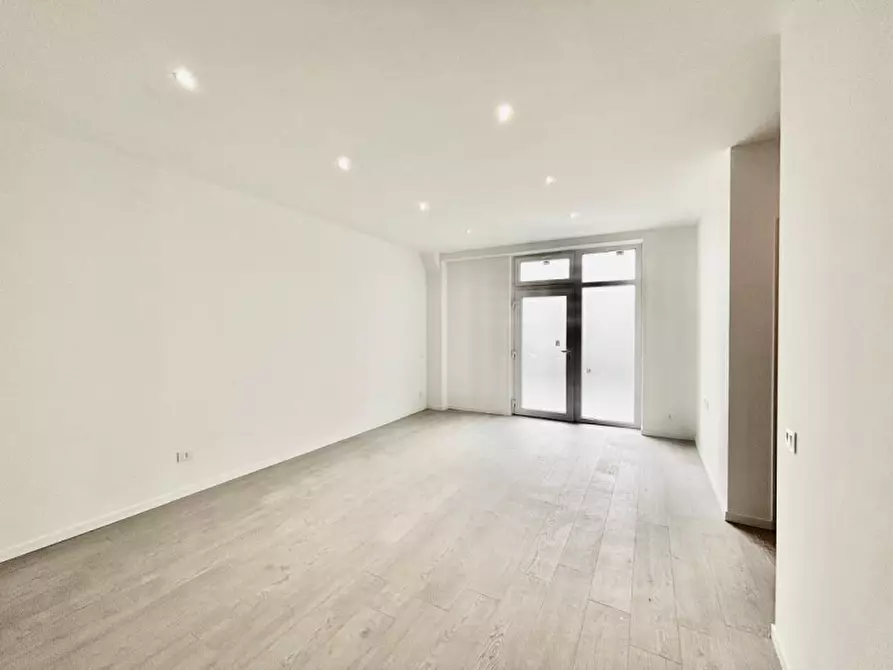 Immagine 15 di Appartamento in vendita  in Piazza San Francesco 22 a Biassono