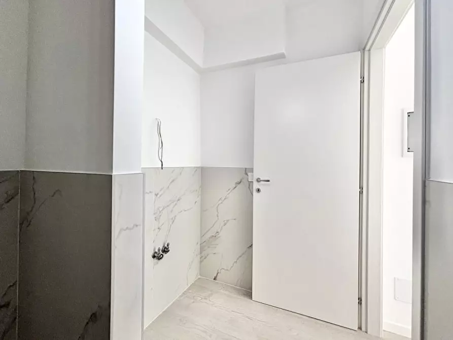 Immagine 18 di Appartamento in vendita  in Piazza San Francesco 22 a Biassono