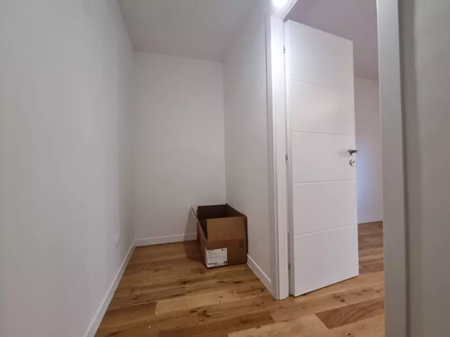 Immagine 4 di Appartamento in vendita  in VIA DEGLI ARTISTI a Firenze