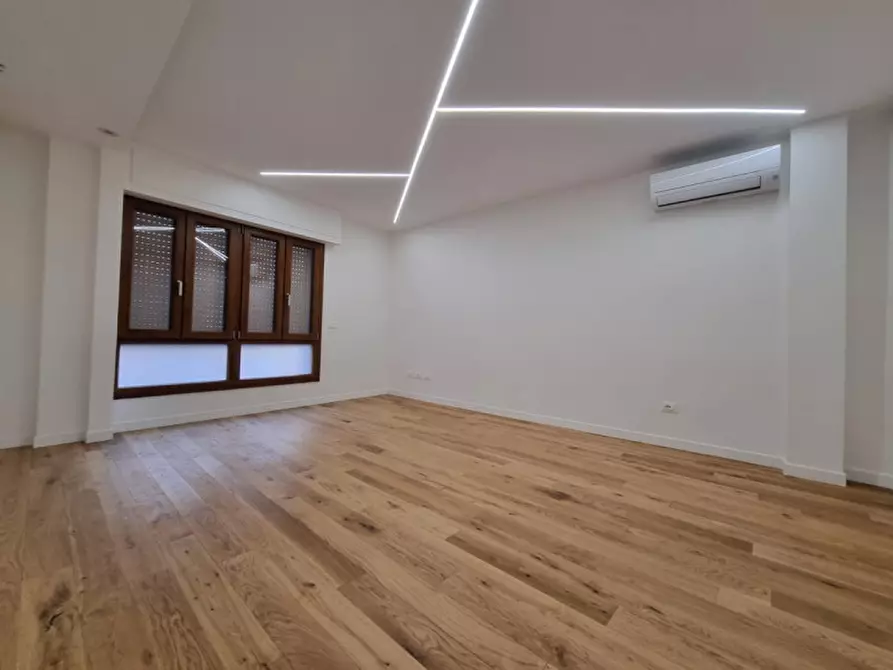 Immagine 10 di Appartamento in vendita  in VIA DEGLI ARTISTI a Firenze