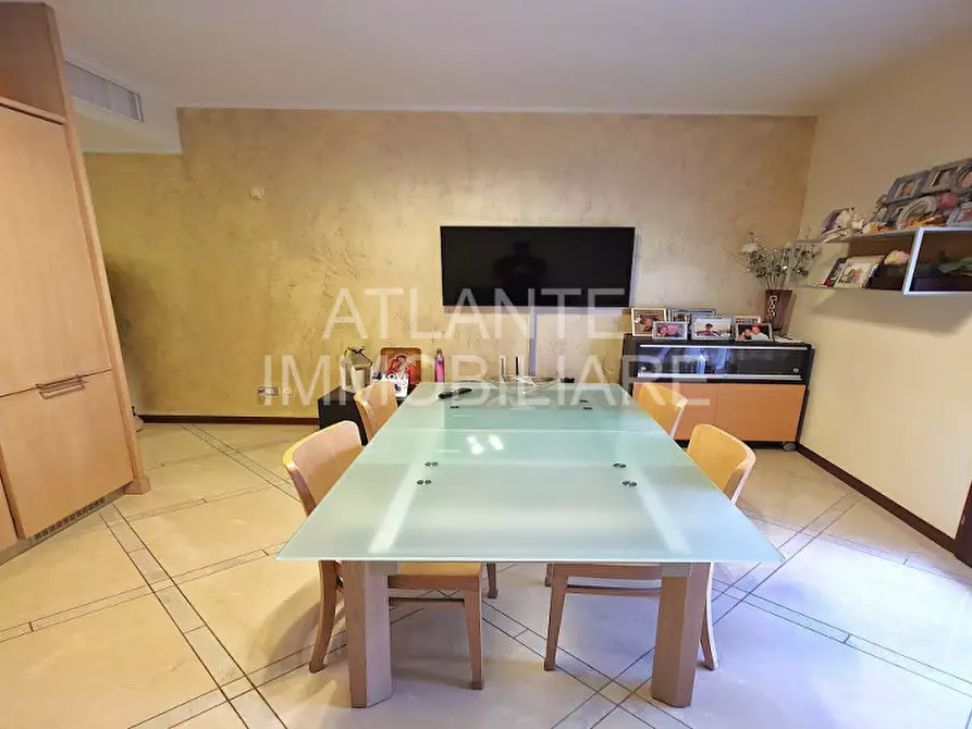 Immagine 3 di Appartamento in vendita  in viale amendola a Riccione