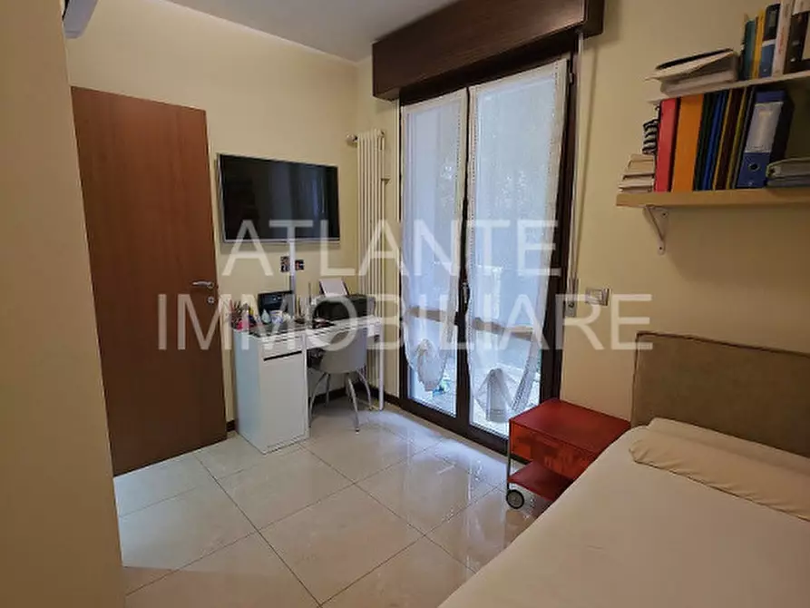 Immagine 8 di Appartamento in vendita  in viale amendola a Riccione