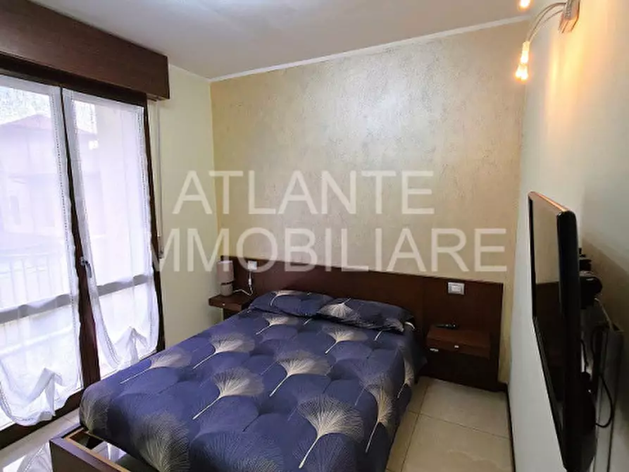 Immagine 10 di Appartamento in vendita  in viale amendola a Riccione