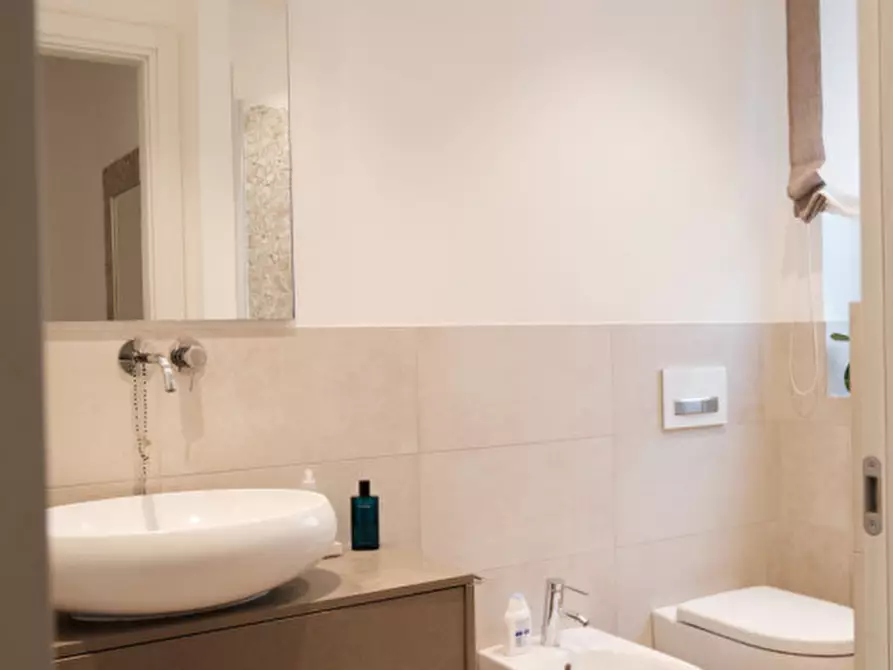 Immagine 9 di Casa bifamiliare in vendita  in Via Sottomonte - Unterbergstraße a Laives .Leifers.