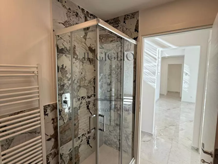 Immagine 8 di Appartamento in vendita  in Borgo Ognissanti a Firenze