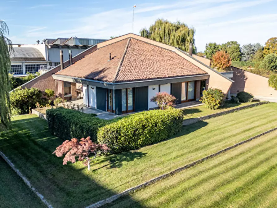 Immagine 2 di Villa in vendita  in Via Vittorio Emanuele Secondo 44 a Oviglio