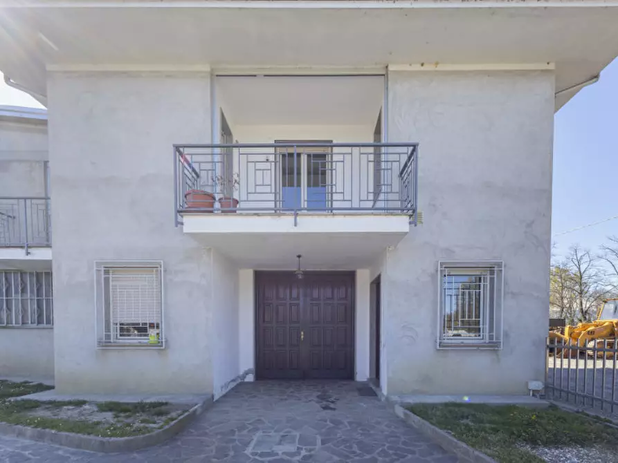 Immagine 1 di Casa indipendente in vendita  in Via dell'Artigianato, 2 a Rovasenda